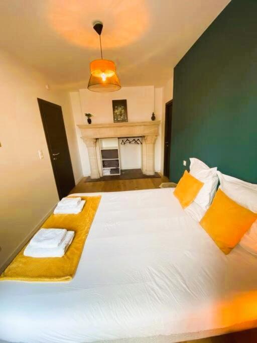 شقة The Sunny ¤ Terrasse ¤ Proche Centre ¤ Parking ¤ Wifi أميا المظهر الخارجي الصورة